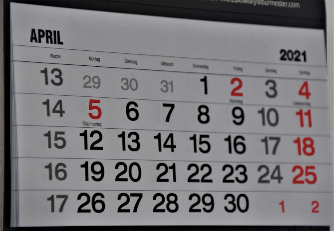 digital calendar tracking deadlines